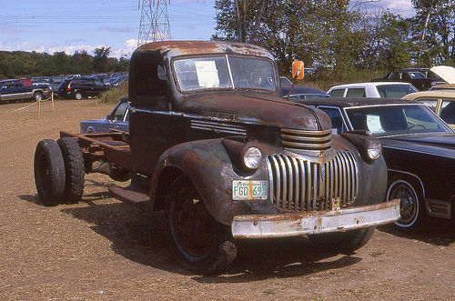 Maple Leaf Truck