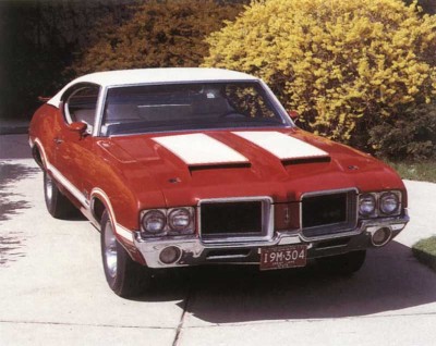 Oldsmobile 4-4-2 coupe