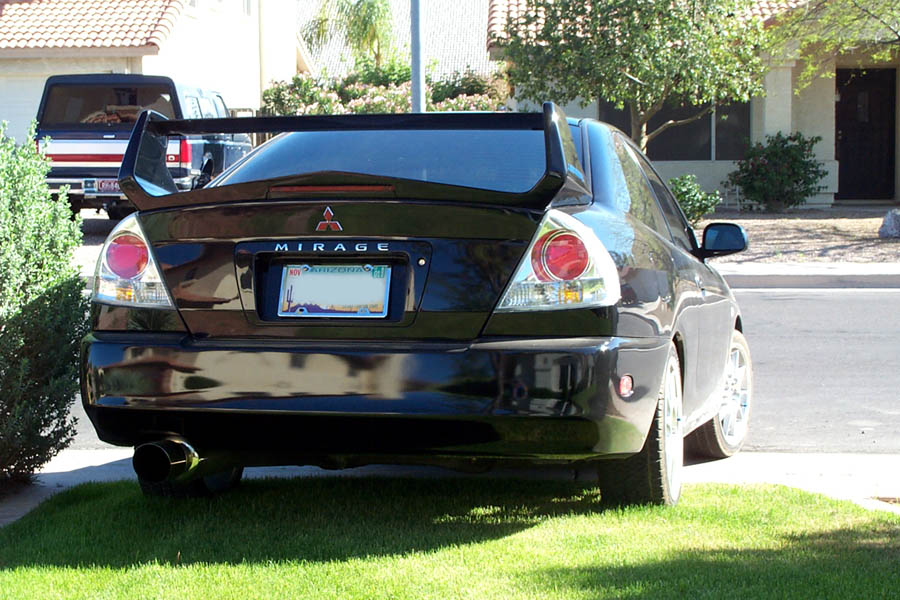 Mitsubishi Mirage DE Mitsubishi Mirage DE