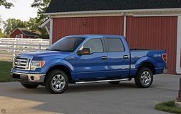 Ford F-150 XLT crew cab