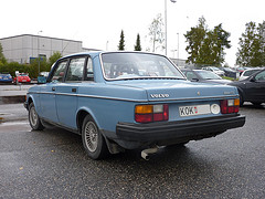 Volvo 744-882