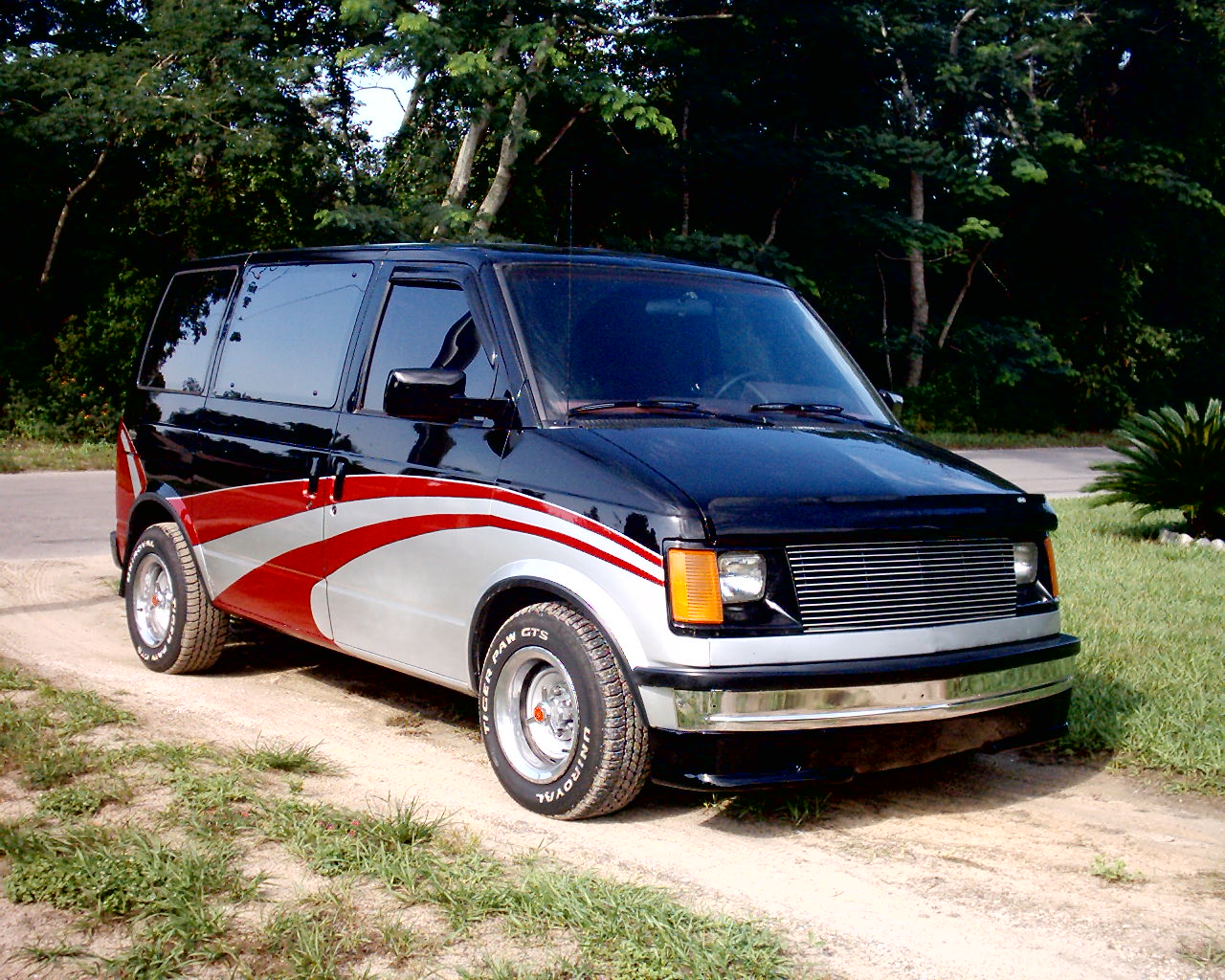 GMC Safari