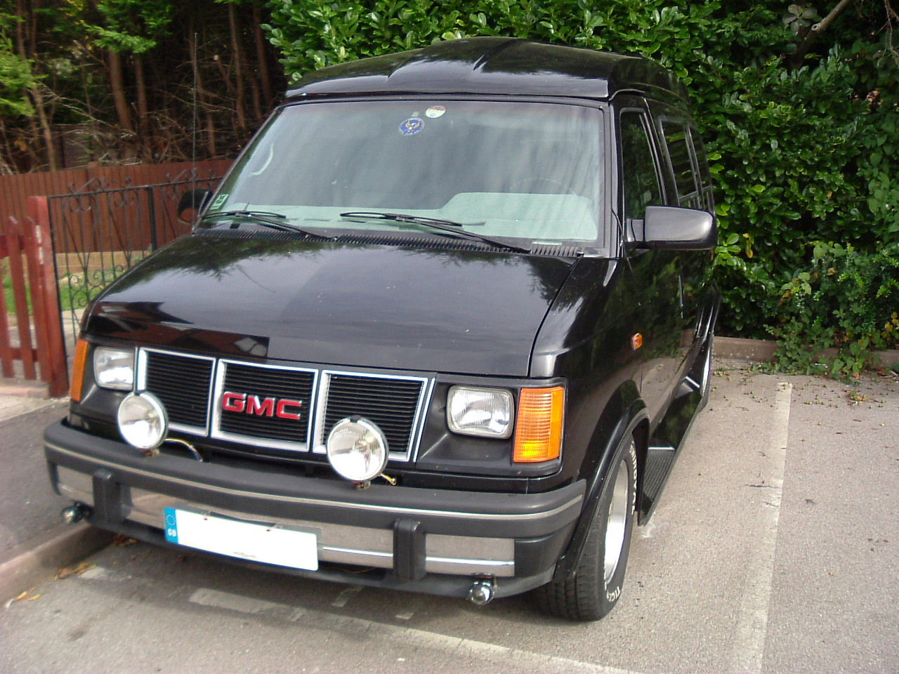 GMC Safari