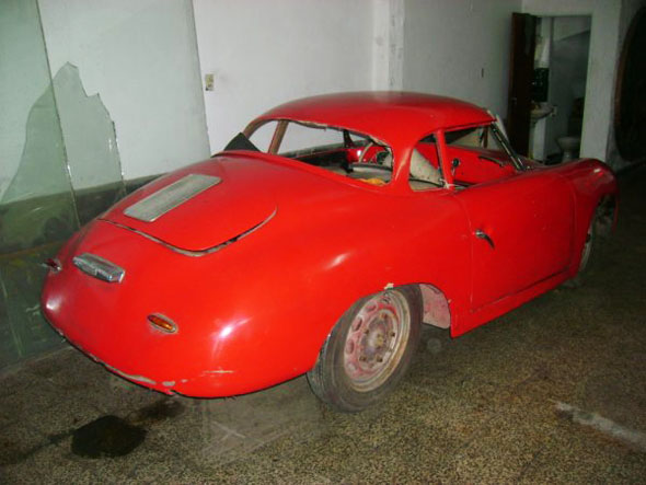 Porsche Teram Puntero