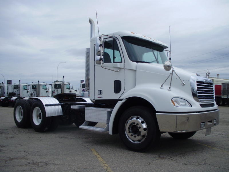 Freightliner CL112 Columbia