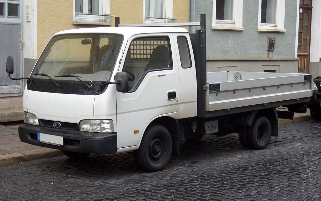 Kia K2700