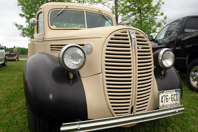 Ford V8 Two Ton