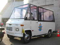 Mercedes-Benz 608 Metalpar Popemobile