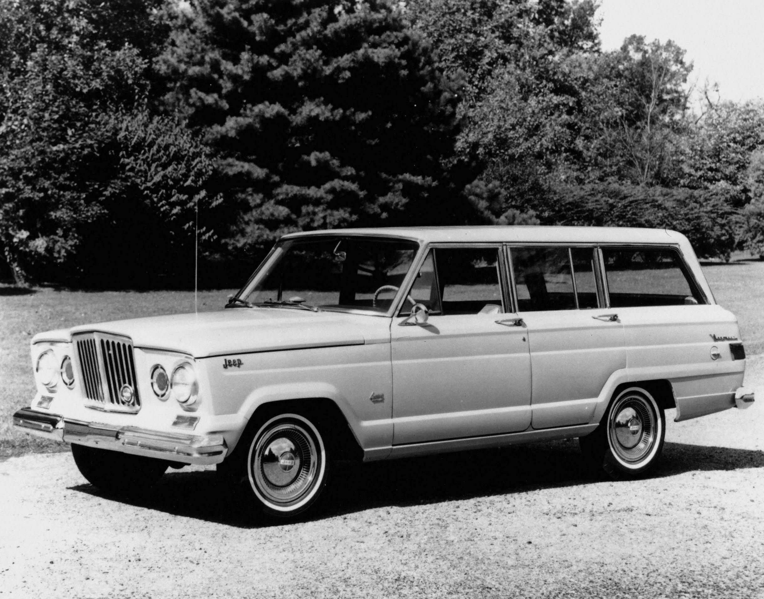 Toyota FJ-44 Land Cruiser