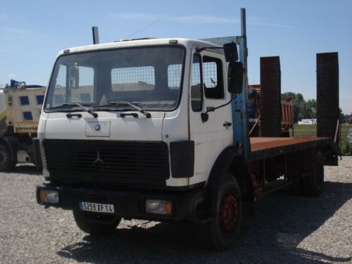 Mercedes-Benz 1622