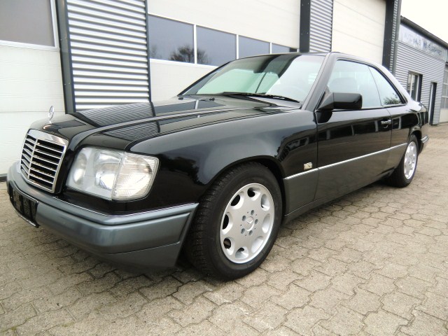 Mercedes-Benz E 200 Coup