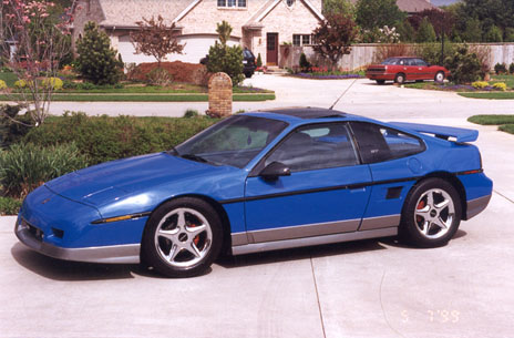 Pontiac Fiero SE