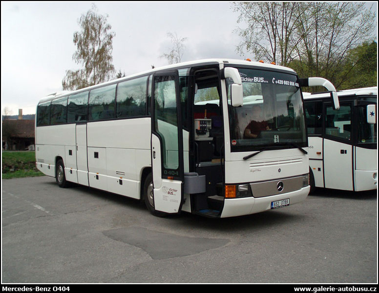 Mercedes-Benz O404