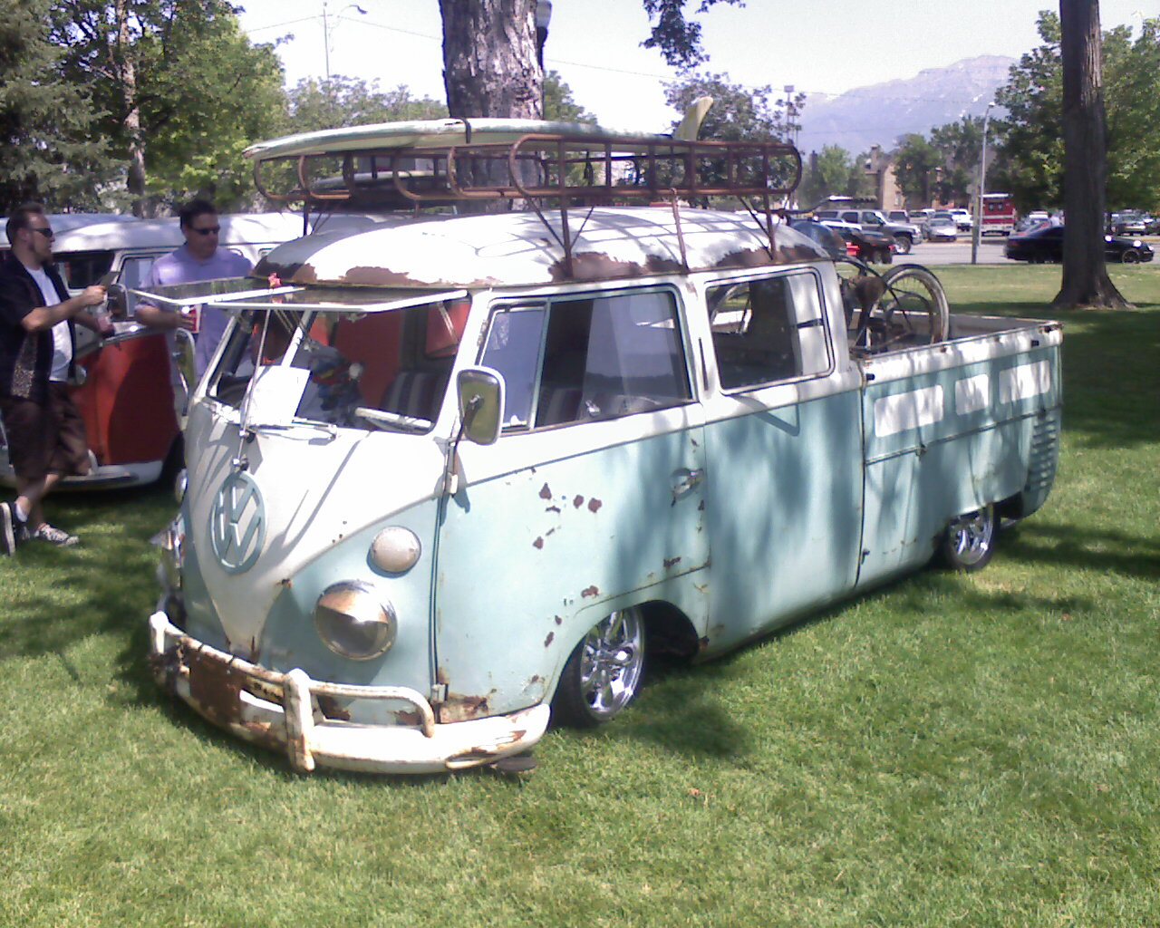 Volkswagen Crew Cab truck