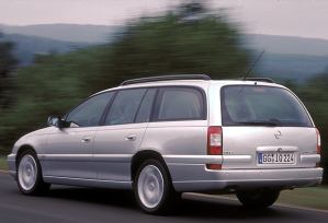 Opel Omega Caravan GLS 6