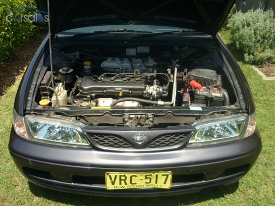 Nissan Pulsar 15 SLX