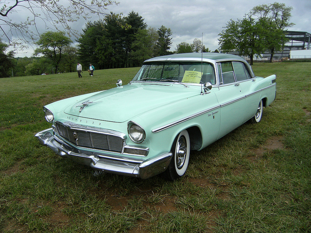 Chrysler New Yorker 4dr