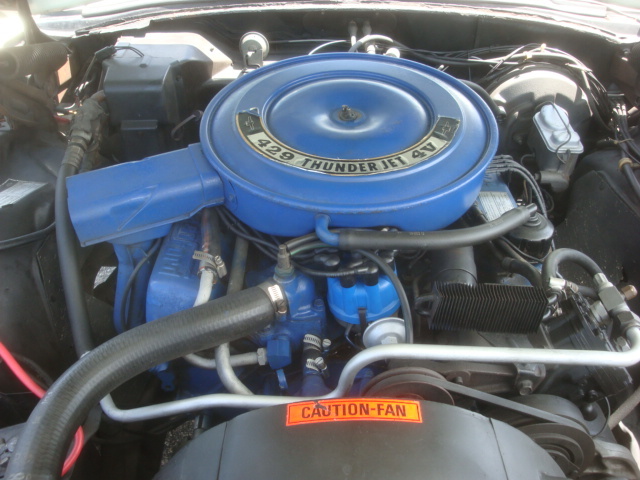 Ford Thunderbird Landau 4dr