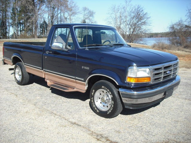 Ford F-150 Eddie Bauer