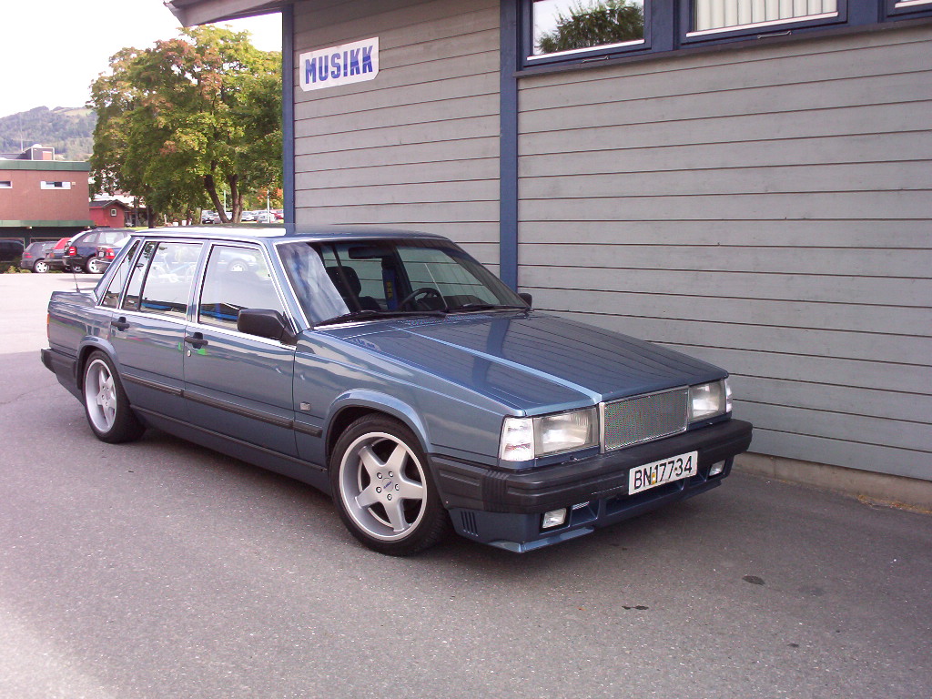 Volvo 740 GL Wagon