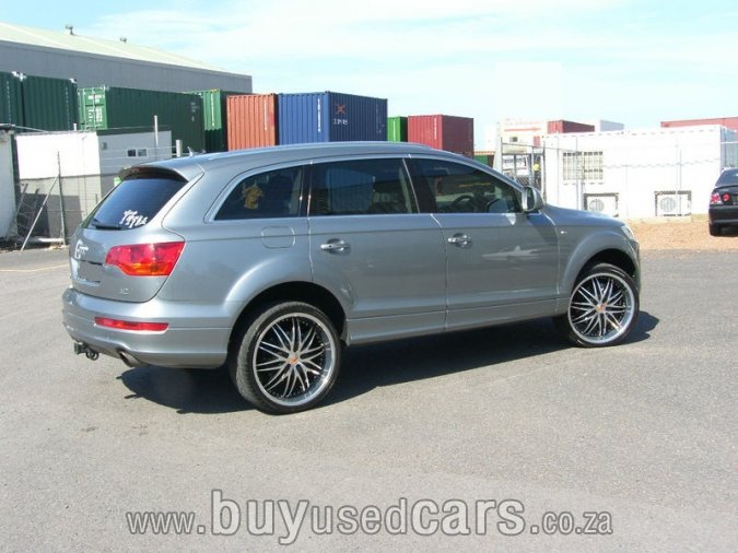 Audi Q7 42 FSI Quattro