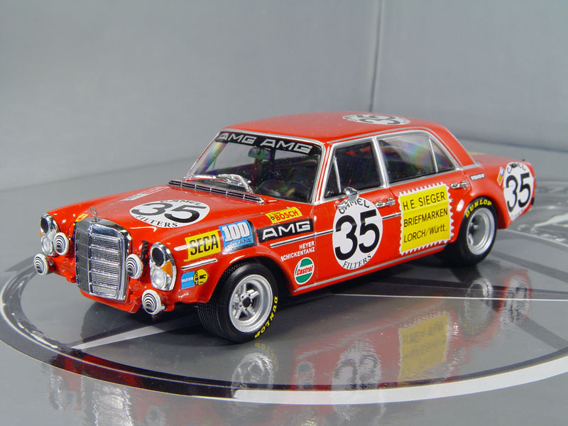 Mercedes-Benz 300SEL 35