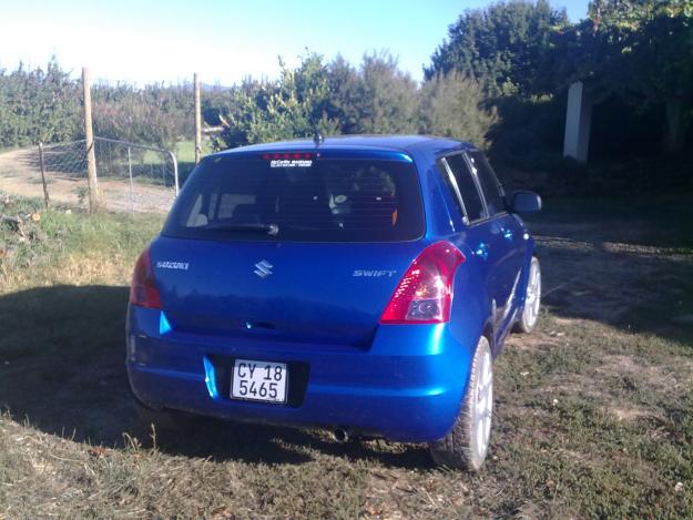 Suzuki Swift 15 LTD