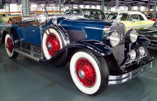 Cadillac 341A dual cowl phaeton