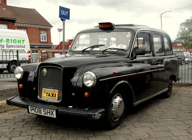 Carbodies London Taxi