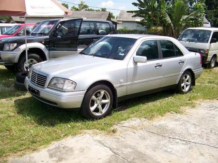 Mercedes-Benz C 220 Elegance