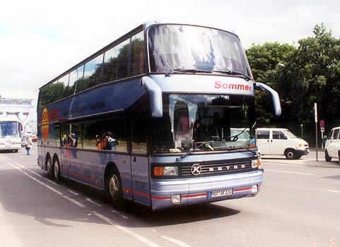 Kassbohrer Setra S 228 DT