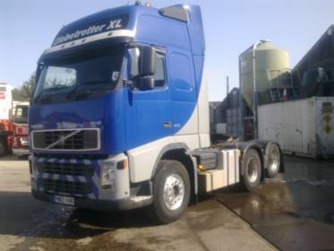 Volvo FH12 6X2 Gas Tanker