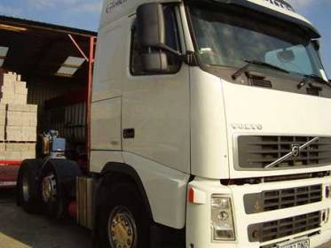 Volvo FH12 6X2 Gas Tanker