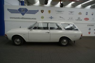 Ford Taunus 17m Turnier super