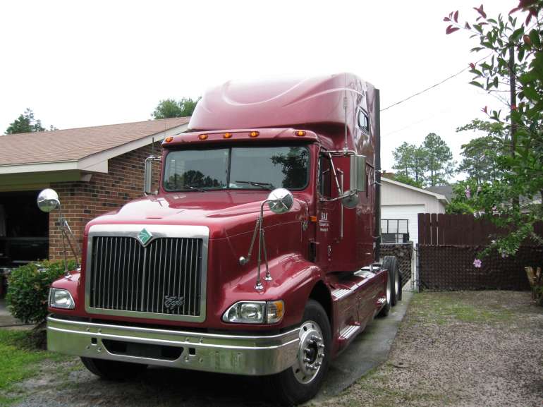 International 9400 Eagle