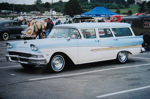 Ford Taurus L 30 Wagon