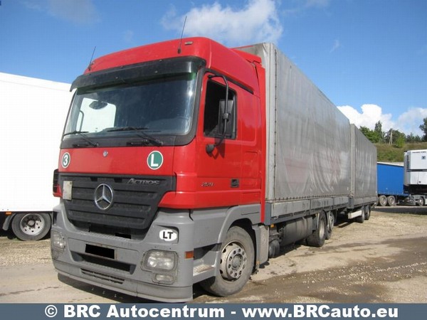 Mercedes-Benz Actros 5554 V8 510 hp