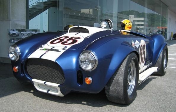 AC Cobra replica 427 cu in