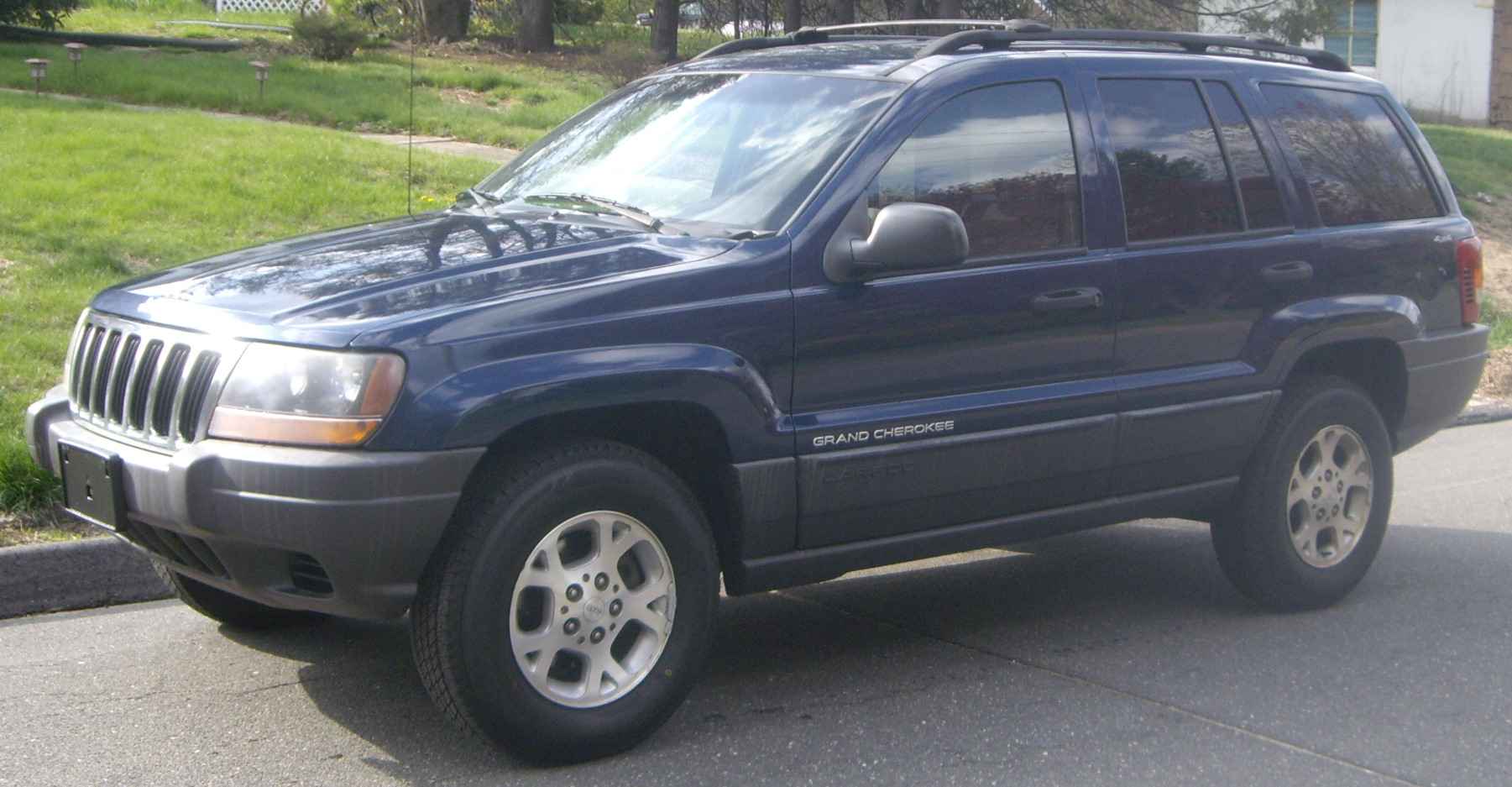 Джип 2000 года. Jeep Cherokee 2000. Grand Cherokee 2000. Джип Гранд Чероки 2000 года. Jeep Grand Cherokee Laredo 2000.