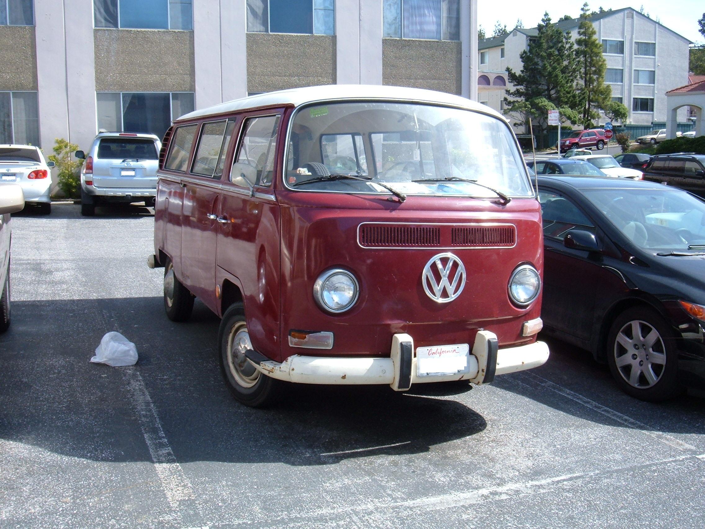 Volkswagen T 2