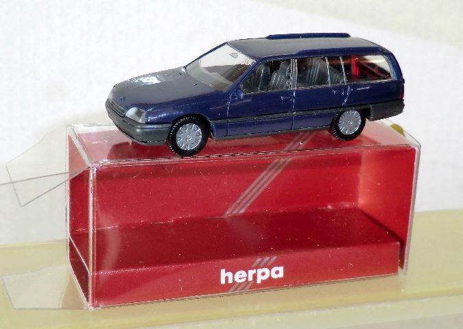 Opel Omega 3000CD