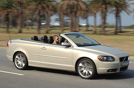 Volvo C70 T5