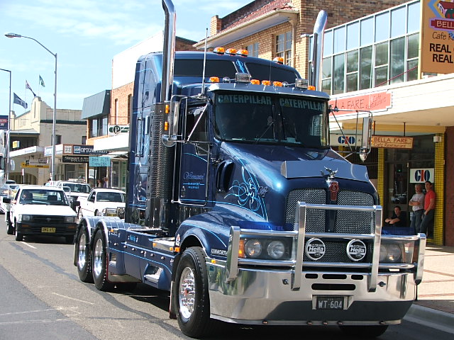 Kenworth T604