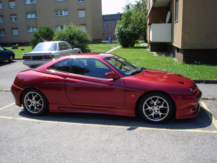 Alfa Romeo GTV 30