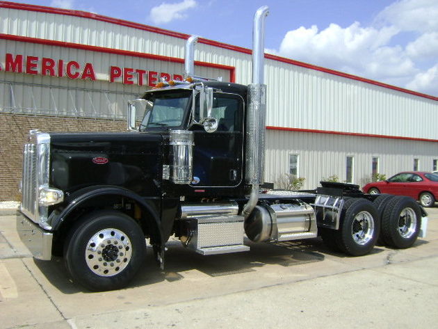 Peterbilt 388