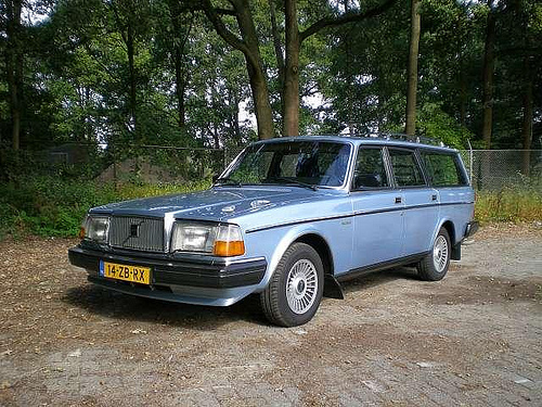 Volvo 265
