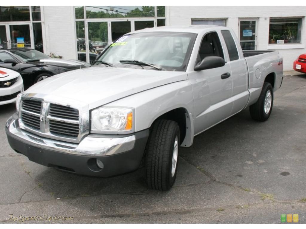 Dodge Dakota SLT Club Cab 4x4