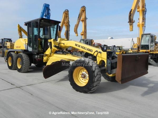 New Holland F156