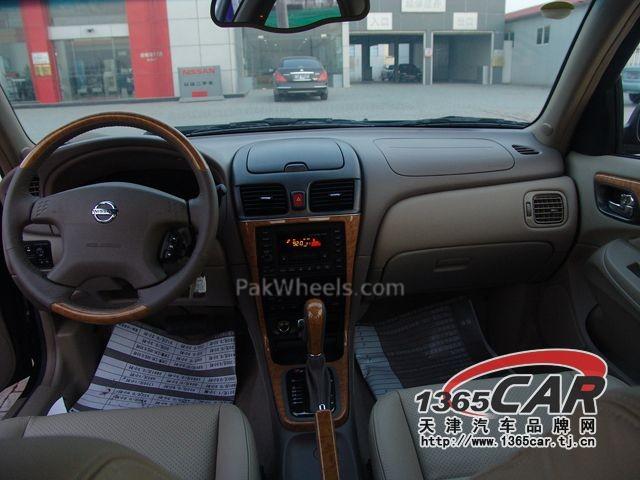 Nissan Sunny SG