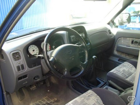 Nissan Navara 25TDi